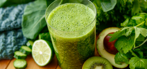 Healthy green smoothie